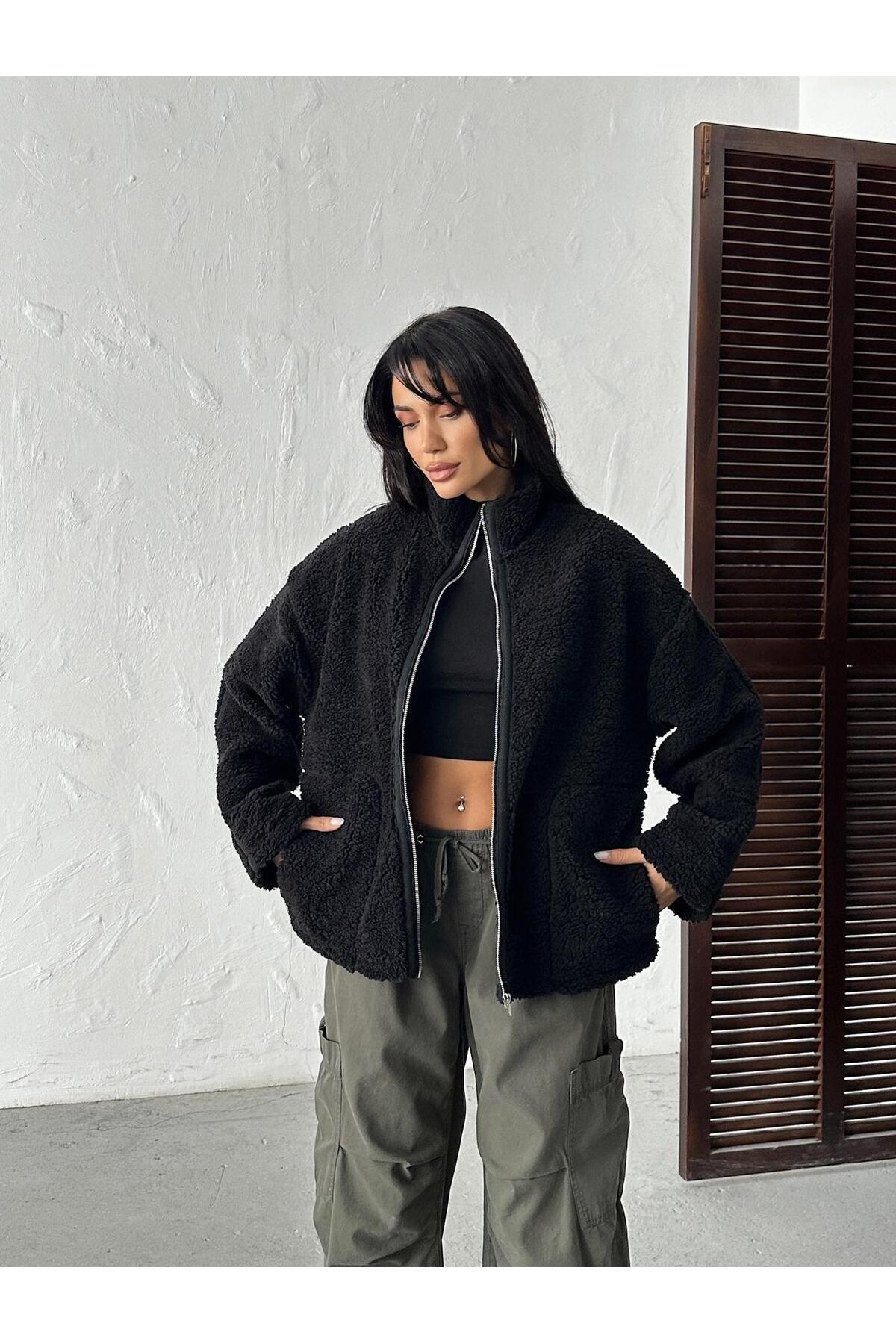 Siyah