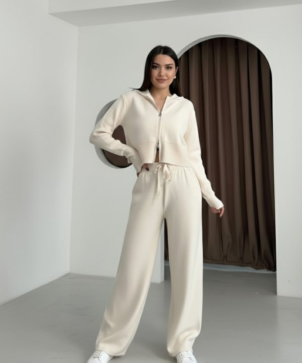Kadın Kapüşonlu Triko Takım – Parmak Geçirmeli