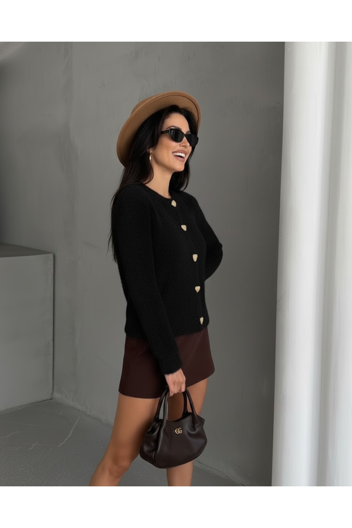 Kadın Kalp Düğmeli Triko Hırka