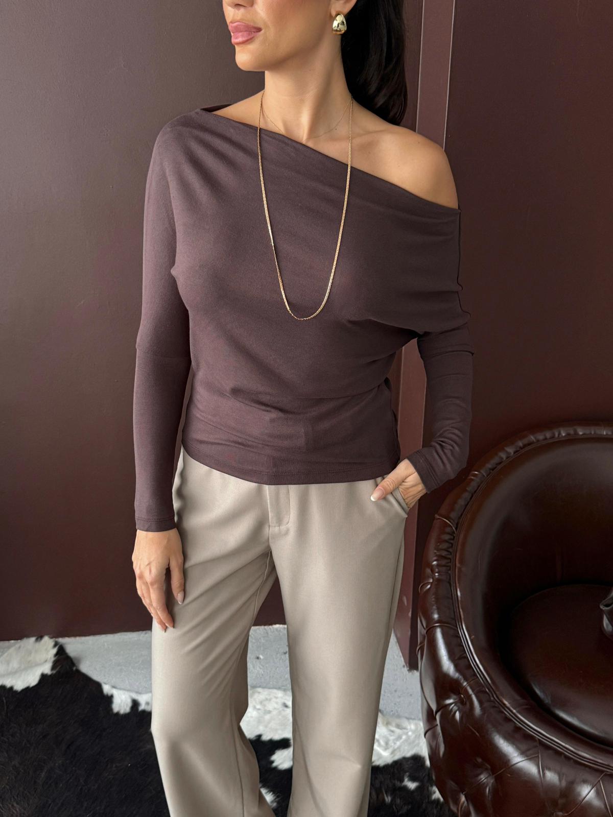 KAYIK YAKA BLUZ - Görsel 2