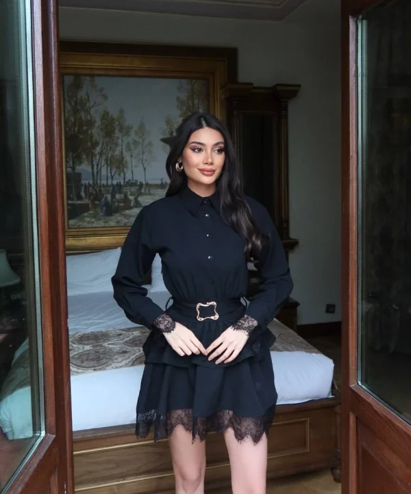 GÖMLEK YAKA DANTEL DETAYLI MİNİ ELBİSE